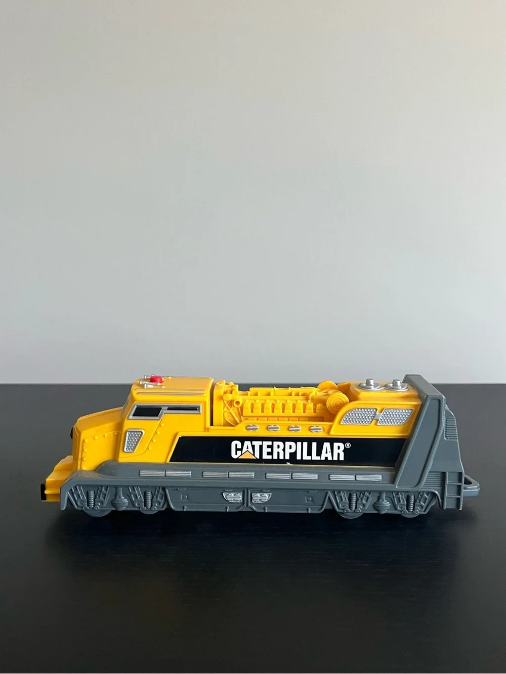 Toy State Caterpillar Construction Train Engine Battery Operated
